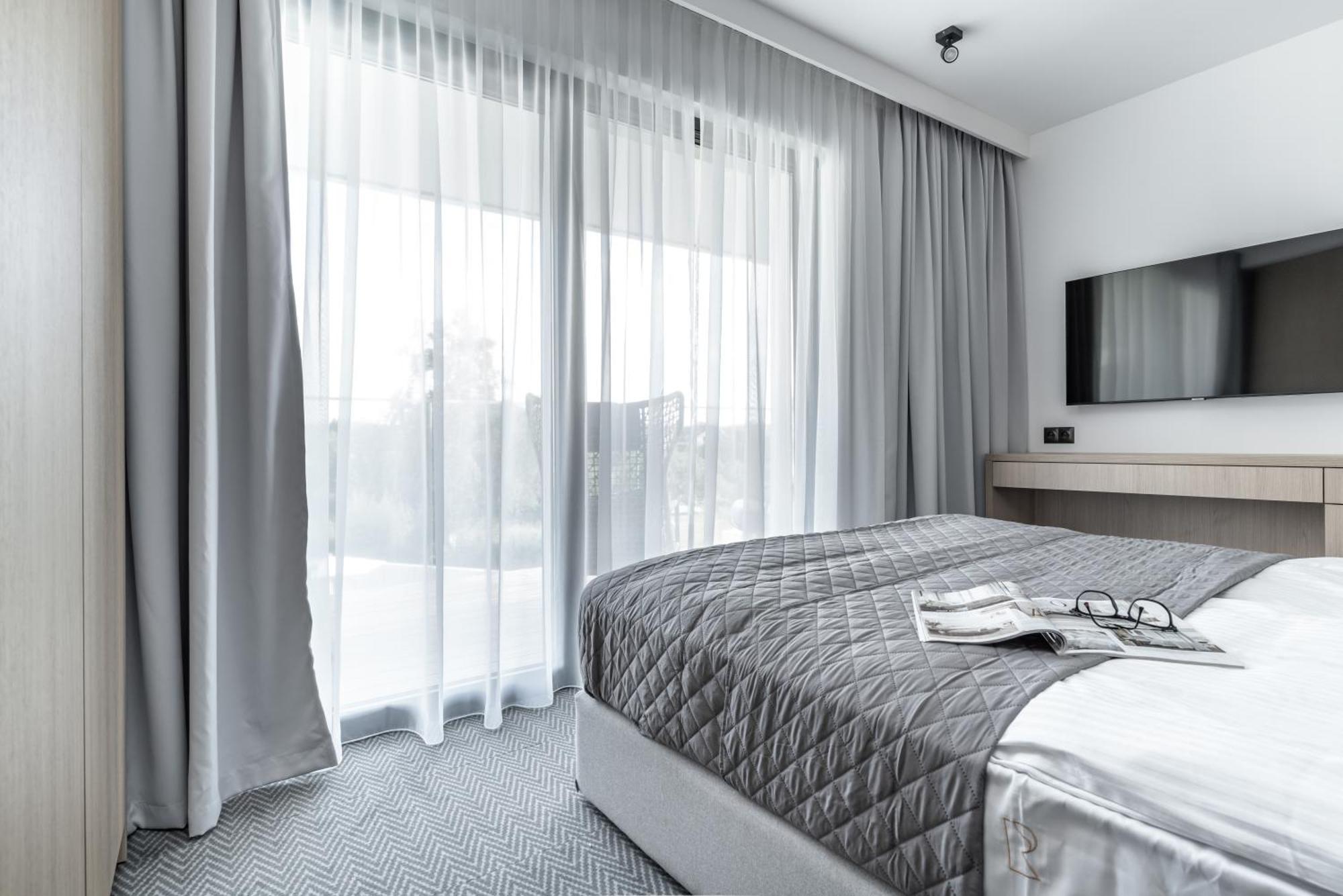 Rosa Style Lejlighedshotel Rowy  Eksteriør billede